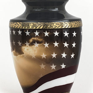 urn for ashes 200 cubic inch with stars and stripes of the american flag